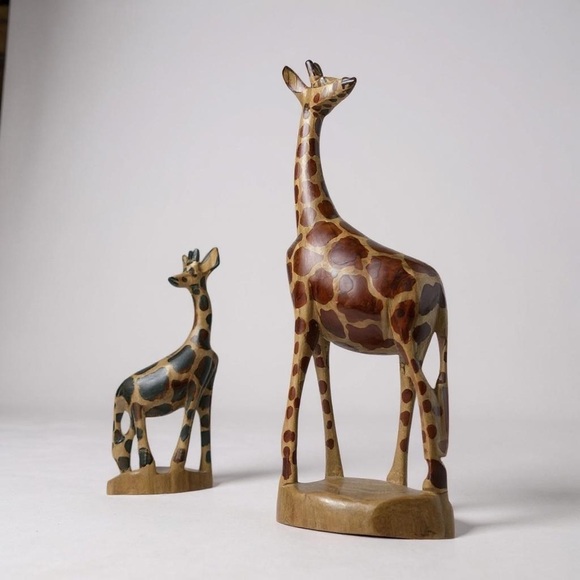 Hand-Carved Mahogany African Giraffe 12” & 6” Wood Figures - Picture 4 of 9